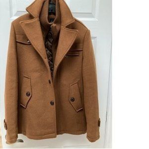 Wool blend coat NWOT with removable inner collar and placket